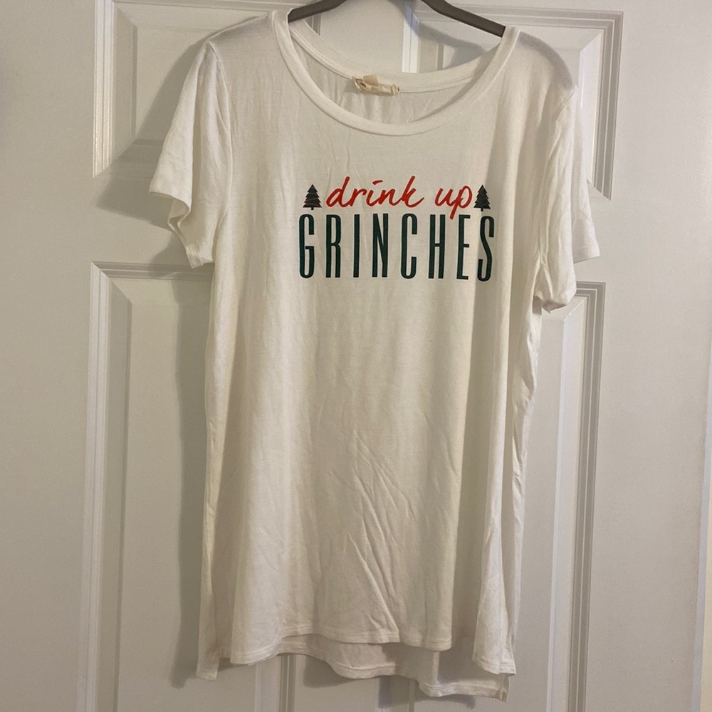 Women’s Christmas short sleeve graphic t-shirt